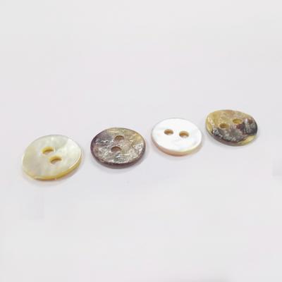 China Agoya Viable Shell Button Buttons 2 Holes Buttons Hot Sale Wholesale Two Holes Decorative Round Viable Natural Metal Zinc Alloy à venda