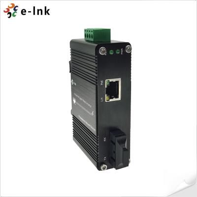 China Auto MDI 2048K MAC Industrial Media Converter 60W PoE+ Media Converter for sale