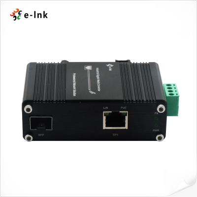 China Convertidor de medios PoE para exteriores 1 puerto 100/1000x SFP a 1 puerto 10/100/1000T 802.3bt 90w Din Rail en venta