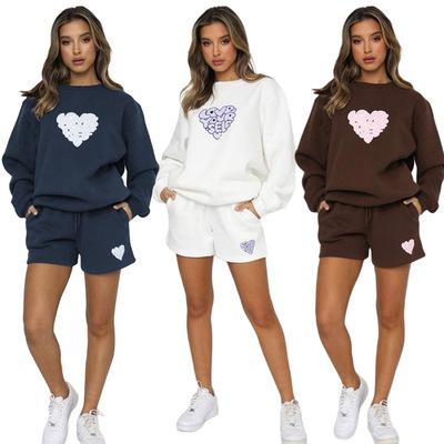 China 2021 Autumn Winter Casual Round Neck Anti-wrinkle Shorts Womens Letters Peach Printed Heart Long Sleeve Sweater Set Hoodies for sale