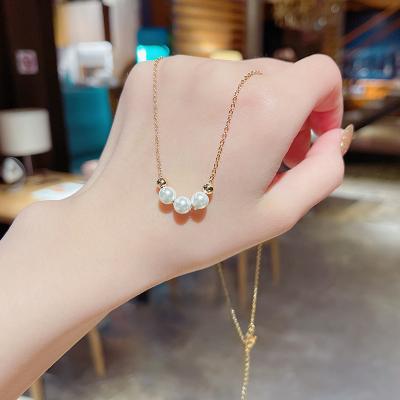 China 2022 year new trend CLASSIC simple baroque bead necklace women baroque light cold wind luxury exquisite titanium pendant steel chain clavicle chain for sale