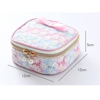 China Eco-friendly Custom Makeup Bag Multi Color Sweet Women Fashion Girls Wash Bag for sale