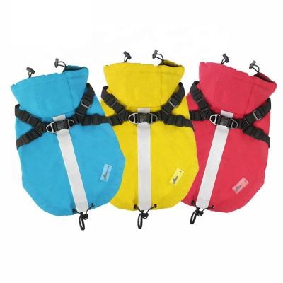 China New Boot Back Raincoat Sustainable Fashion Small And Medium Dog Raincoat Jacket for sale