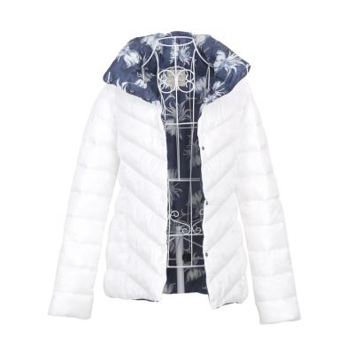 China Breathable OEM Style European Series Winter White Quilted Jacket Women for sale