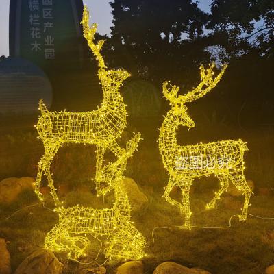 China Christmas theme street lamp decoration outdoor lighting in sculpture outdoor waterproof lamp decoration led reindeer lamp decoration for sale