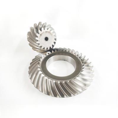 China Mechanical Equipments Spiral Bevel Gear Manufacturers Custom Large Spiral Bevel Gear Shaft With Case Harden for sale