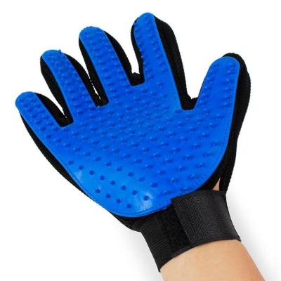 China Stocked 2022 Trend Gloves Cat Grooming Brush Dog Hair Remover Gloves for sale