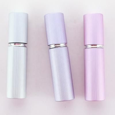 China Silver Elegant Sprayer Glass Size Travel Personal Care Design Refillable Perfume Bottle Atomizer for sale