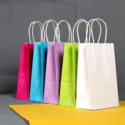 China Eco-Friendly Popcorn Paper Carrier Bag Green Paper Gift Jewelry Packaging Bag For Food for sale