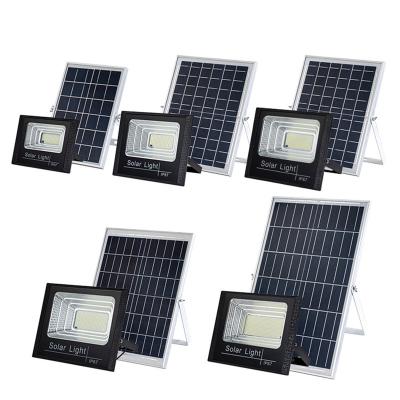 China New design 25w 45w 65w 100w 200w high illuminance smart control energy saving good quality IP 65 for yard solar flood lights for sale