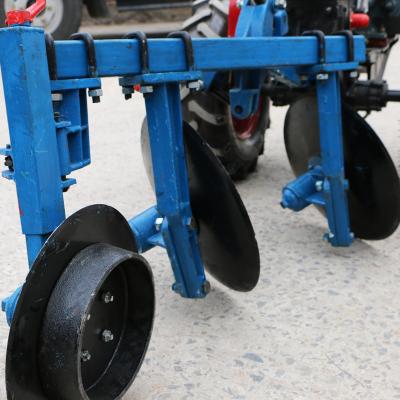 China Tiliing weeding ridger trailer for 2 horse used plows disc plow for tractors cultivator for sale