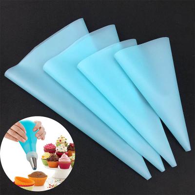 China Viable 4Pcs Kitchen Gadgets Cream Pastry Bag Baking Accessories DIY Cake Decorating Reusable Food Grade EVA/TPU Piping Bags for sale