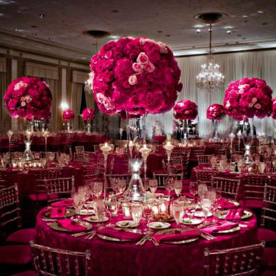 China IFG Artificial Silk Rose Flowers Customized Luxury Fuchsia Pink /Darker Flower Ball Wedding Centerpieces for sale