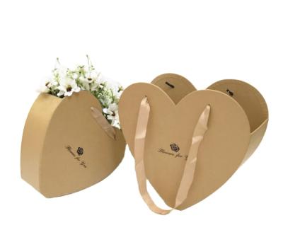 China Wholesale Handmade Heart Shape Handle Floral Display Package Boxes Sets Low Price In Stock Cajas Para Flores cajas de regalo for sale