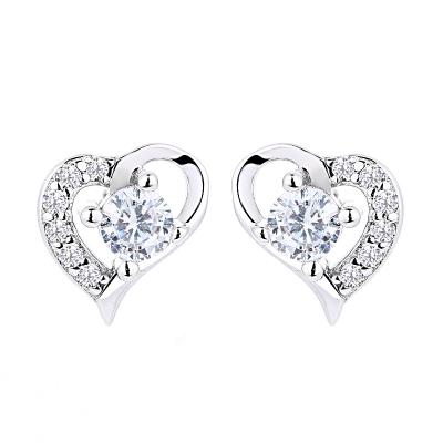 China High Quality S925 Sterling Silver Classic Zircon Simple Heart Shaped Fashion Love Earrings Simple Stud Earrings for sale