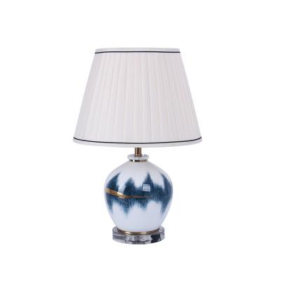 China Art Supplies Traditional Hand Painted Design Metal Base Ceramic Table Lamp for Bedside Lamps in Bedroom for sale