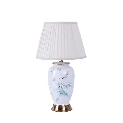 China Chinese style traditional popular hot selling flowers and birds the living room ornament of the head of a bed ceramic table lamp for sale