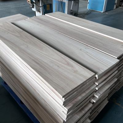 China Moisture Content 8%-12% Solid Wood Board Paulownia Lumber Direct Supply for Wooden Box for sale