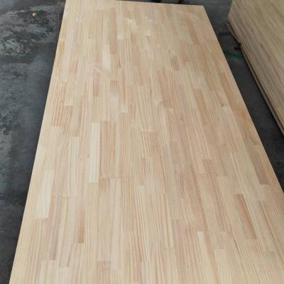 China Finger Joint Board Pine Wood Board met E0 E1 Environmental Glue 2440x1220mm Te koop