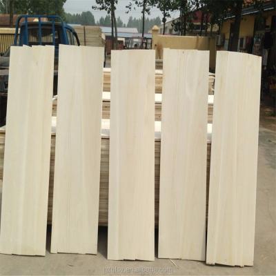 China Madera de sierra de paulownia para muebles y accesorios de madera de tabla de madera en venta