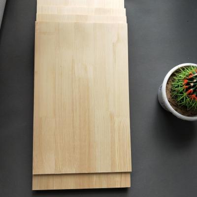 China Kiefernholz Holz modernes Design Finger Joint Board natürliche Farbe zu verkaufen