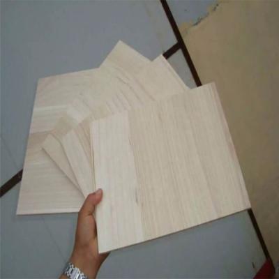 China Directly Sells Paulownia Wood Taekwondo Training Grade Breaking Board 100-1220mm Width for sale