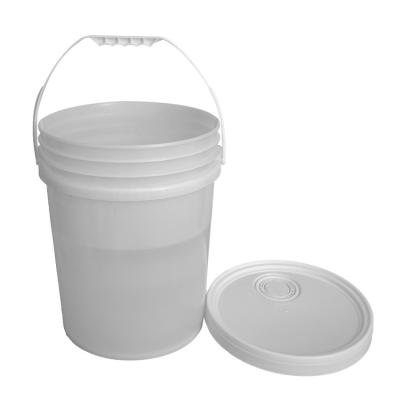 China Durable China Supplies Durable Handle Round Water Bucket Custom Size Plastic Bucket Lid for sale