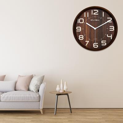 China Creative Antique Wooden Clock Fashion Style Beech Wood Frame Clock Decorative Wall Clock For Home Ministry for sale