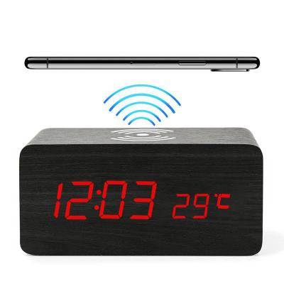 China Antique Style Custom Table Clock Home Decorative Digital Wooden Led Alarm Clock With Wireless Charger for sale