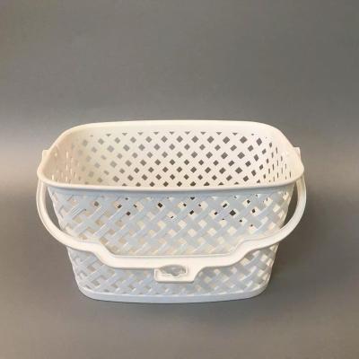 China Sustainable Plastic Storage Basket Storage Barrel Woven Plastic Laundry Basket for sale