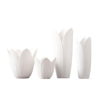 China Creative and simple modern ceramic furnishings modern irregular mouth personality combination set flower arrangement vases for sale