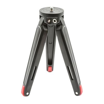 China PORTABLE Lightweight Mini Desktop Table Tripod For Camera And Phone for sale