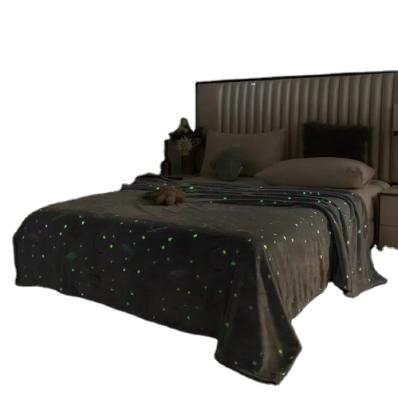 China Other Fleece Kids Anti-Static Works Glow In The Dark Manufacturers Wholesale Soft Plush Waffle Blanket for sale