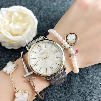 China Auto Date cheap geneva wristwatch name watch Fashion sport business casual watch silver gold watch Made In China In Low Price for sale