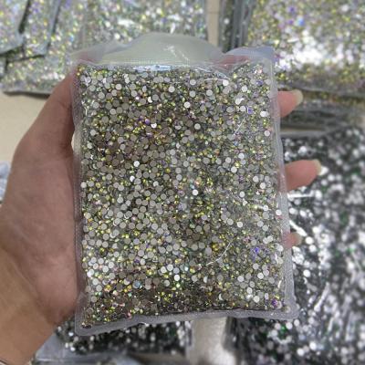 China SS6 SS10 SS12 SS16 SS20 SS30 Color SS6 SS10 SS12 SS16 SS20 SS30 Flatback XULIN 114 Color Round AB Rhinestone Flatback Glass Rhinestones For Fabric DIY for sale