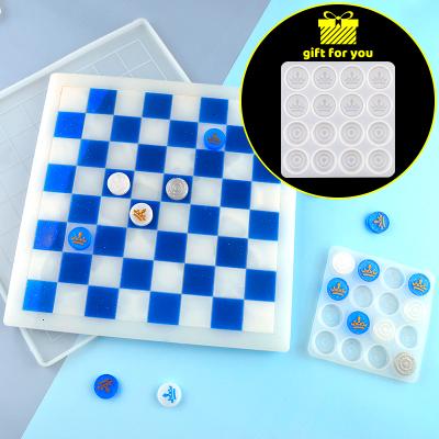 China DM120 4pcs Viable Chess Pieces Boards Resin Silicon Molds Crafts Making DIY Crystal For Epoxy Casting Mold for sale