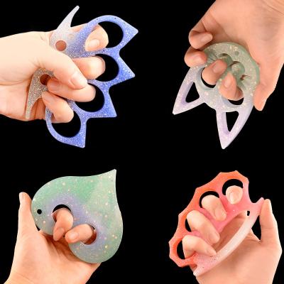 China Cat Pad Heart Shape Self Defense Key Chain Door Opener Resin Self Defense Silicon Viable Non-contact Mold for sale