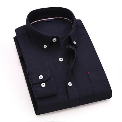 China Anti-wrinkle Mens Dress Shirt Regular Fit Poplin Solid for sale