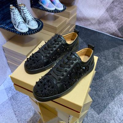 China Famous brand luxury good quality famous brand good quality 1:1 rivet sports shoes fashion designer rhinestone red bottom sneakers cushioning for sale