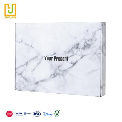 China Handmade factory direct existing box cardboard packaging corrugated box with color picture cover for clothing for sale