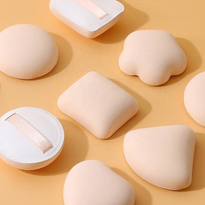 China Mini Triangle Powder Puff Makeup Soft High Quality Cosmetic Marshmallow Beauty Sponge Blender Powder Puff Makeup Sponge for sale