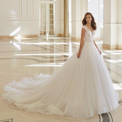 China Beautiful Anti-Static With Beautiful Beads Wedding Dress Bridal Wedding Dress for sale