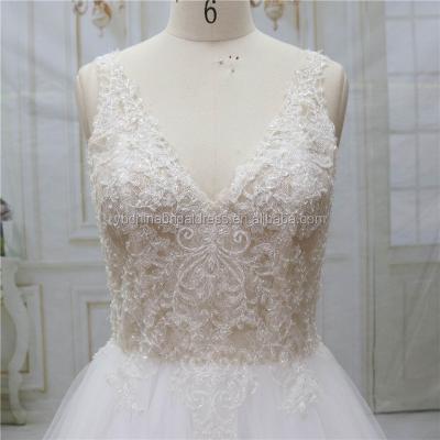 China Anti-Static Soft French Lace With Crystal Luxury Style Bodice Beading Wedding Dresses Factory From Europe for sale