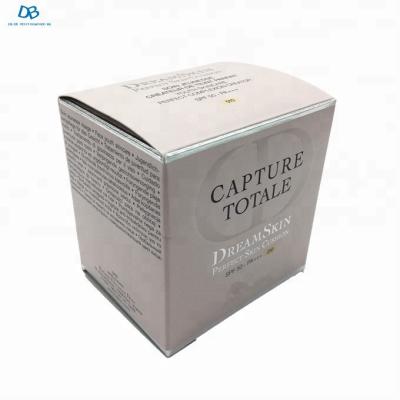 China Recyclable the latest cosmetic skin care essential oil packaging box for sale