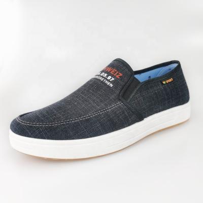 China Round Custom Classic Flat Slip On Soft Shoes Mens Fashion Sneakers Casual Shoes for sale