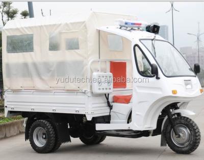 China 2020 250CC Cheap Motorized Front And Rear Tricycles Emergency Vehicles Ambulance Trike For Adult Big Wheel Trike Adult With Roof for sale