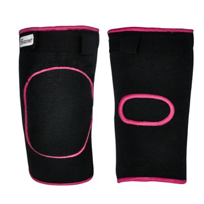 China Universal Custom Logo Padded Compression Knee Brace With Eva Sleeve For Weightlifting Spandex Dance Running Cotton for sale