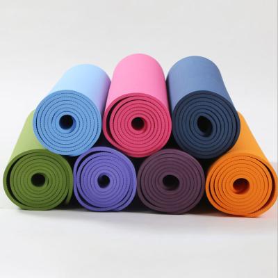 China Monochromatic Strip Yoga Mat Waterproof Aerobic Exercise Mat Strip Yoga Mat for sale