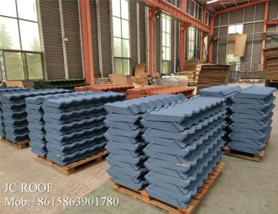 China CE Stone Coated Aluminum Roofing Step Tiles Sheet 1340x420mm With 8 Accosseries for sale