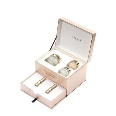 China Custom Eco Friendly Biodegradable Cosmetic Packaging Bottle Recycled Materials Skin Care Packaging Box Set Pink Skin Care Packaging for sale